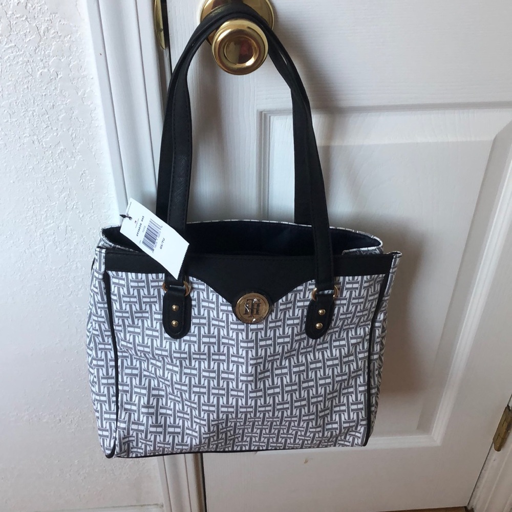 Tommy Hilfiger purse